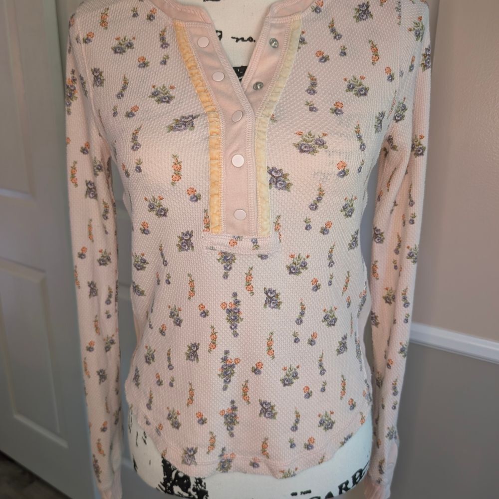 Free People Soft Pink Ribbed Top